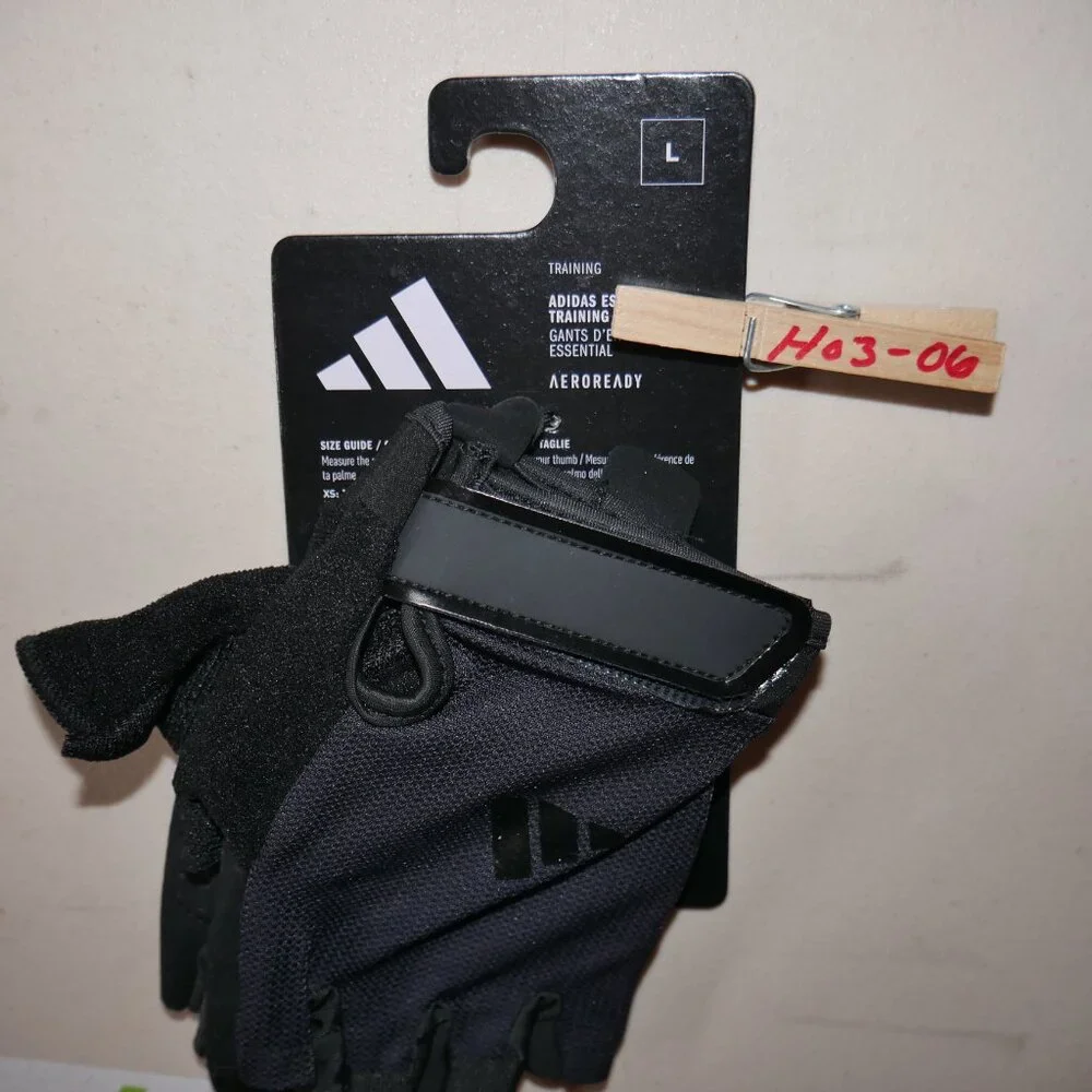 Adidas Size L Half Finger Weightlifting Gloves Gym Training AEROREADY NWT